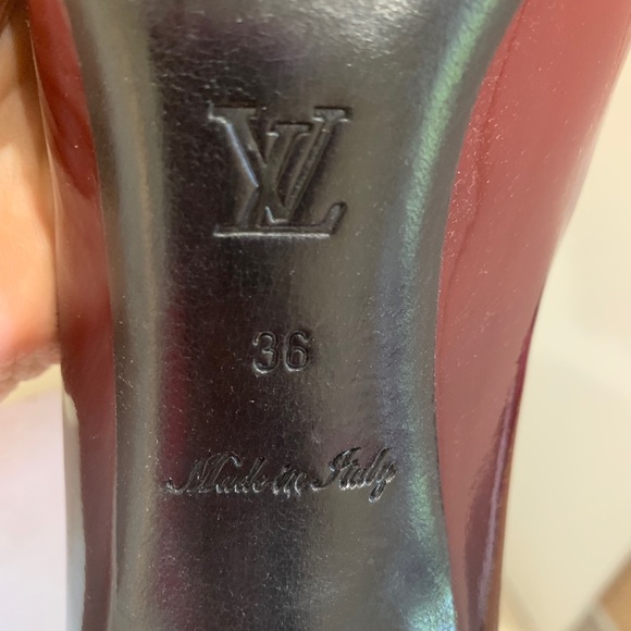 Louis Vuitton red to black ombré dice heels - Picture 6 of 6